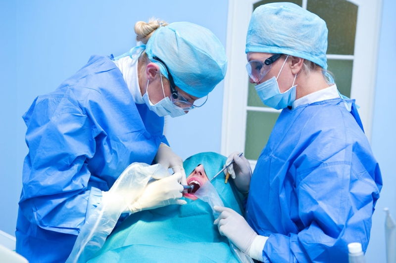 Cirujanos Bucales en Margarita - Cirugía Dental - KOi Venezuela